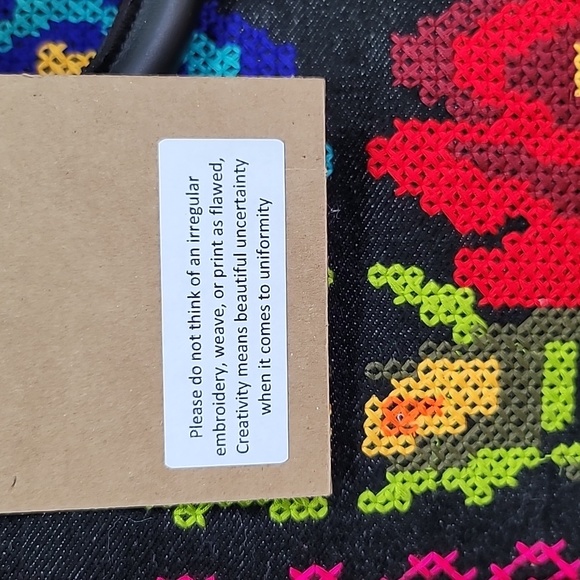 🎁 Clever Carriage Company Eclectic Shopper Satchel - Picture 5 of 9